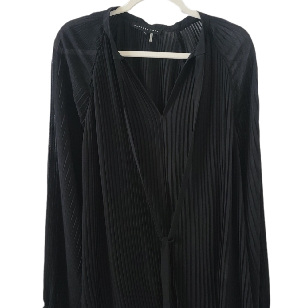 Endless Rose Black Blouse 👚 🖤